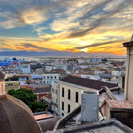 Studio Apartments Centro Storico Via Manno Cagliari Ngoại thất bức ảnh